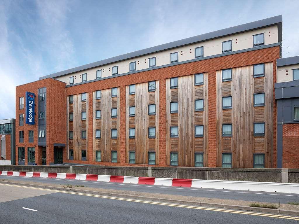 Travelodge High Wycombe Central Экстерьер фото