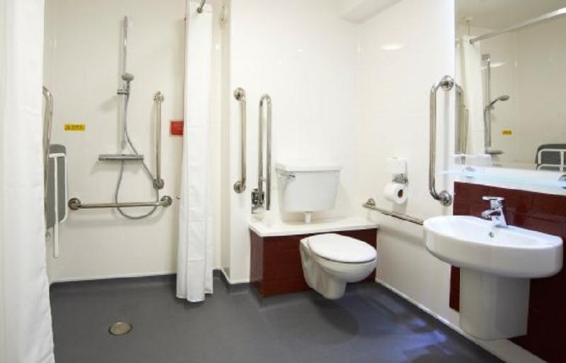 Travelodge High Wycombe Central Экстерьер фото